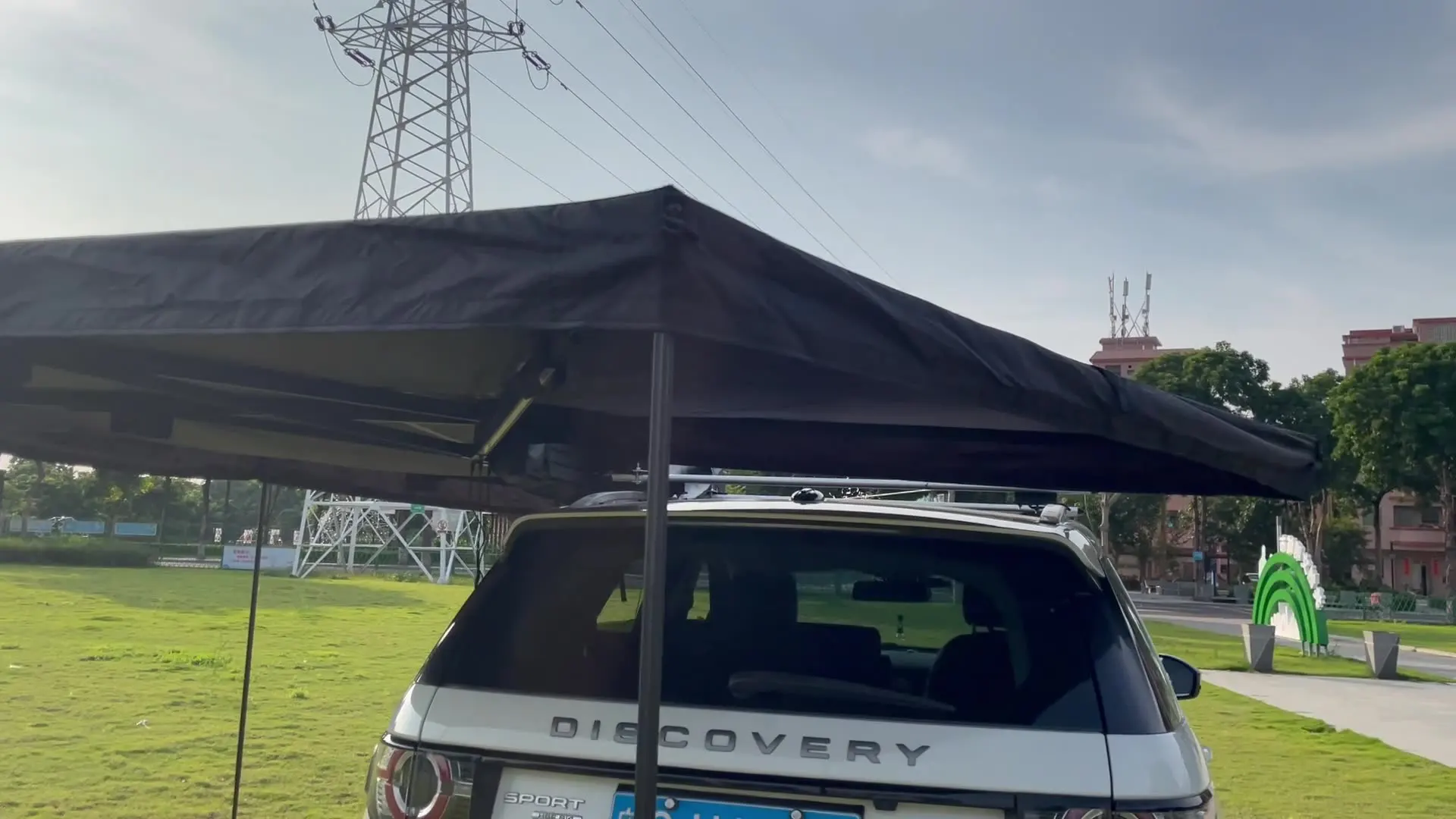 Nuovo 4x4 Retrattile Overland SUV Foxwing 270 Tenda da campeggio esterna per tetto laterale Tenda da sole resistente per il campeggio