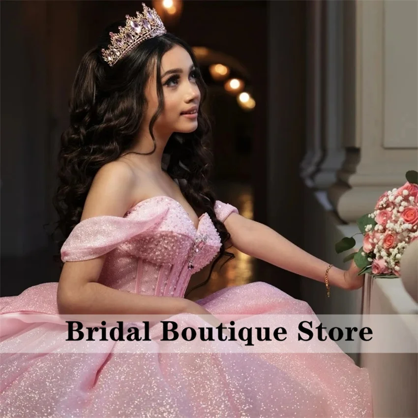 Pink Quinceanera Dresses 2024 Princess Bead Crystals Birthday Gowns Graduations Vestidos De 15 Quinceañera Customized