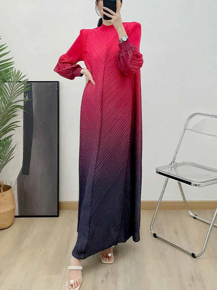 Miyake Pleated Prom Dress for Women Gradient Long Sleeves Maxi Pleated Print Dresses 2024 Spring New Female Fashion Clothing