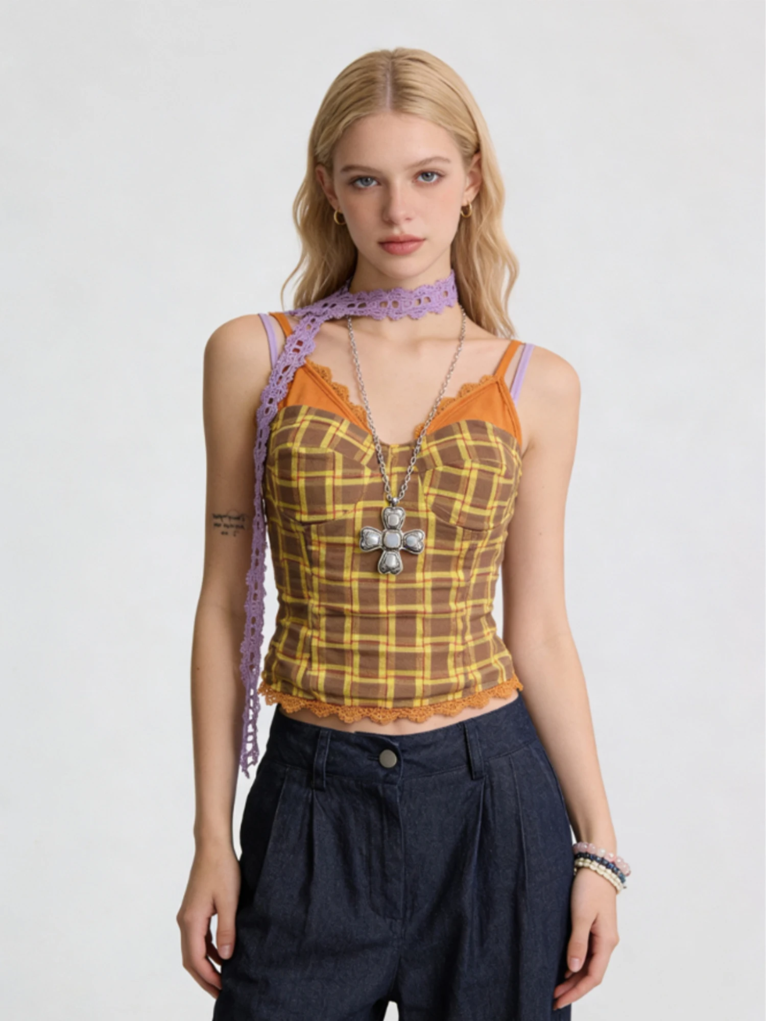 Women's Crop Top Fake Two-Piece Y2k Yellow Plaid Lace Camisole Top Sexy Off Shoulder Sleeveless Halter Tank Top for Women Summer