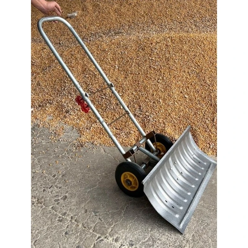 

New multi-functional roller with wheel push snow shovel bag filling device