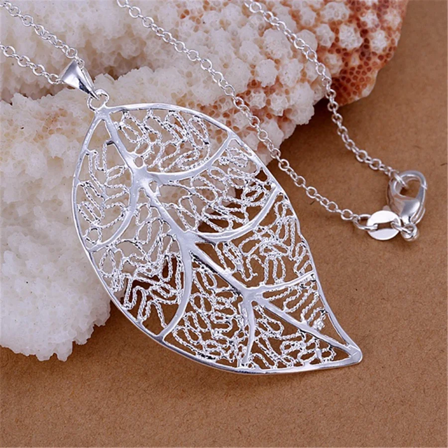 Promotions price Free shipping Beautiful fashion Elegant  silver color  charm LEAF leave pendant Zircon Necklace jewelry p187