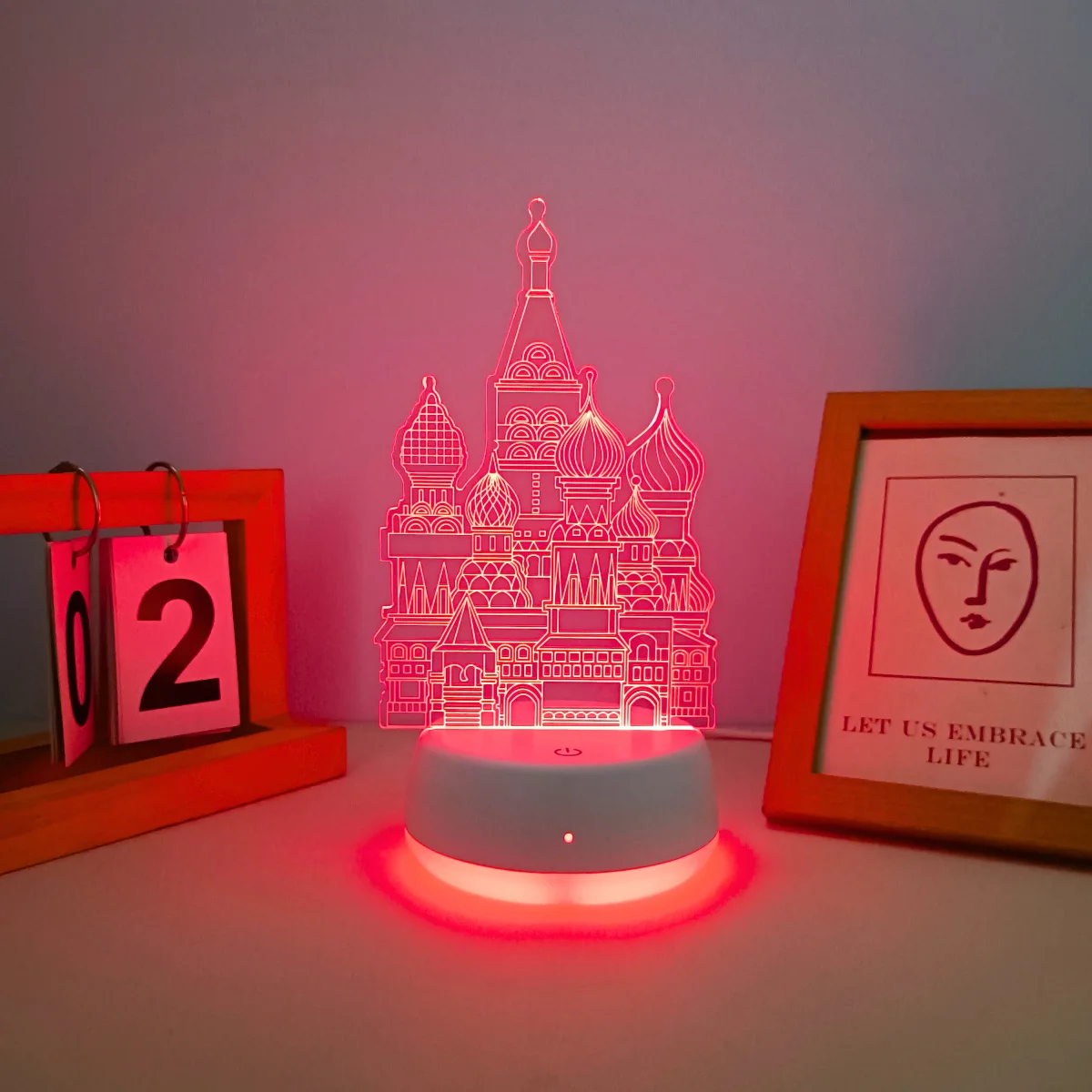 1pc moderno creativo a forma di castello LED sette colori sfumati luce notturna 3D, interruttore tattile trasformazione a sette colori, un ottimo regalo
