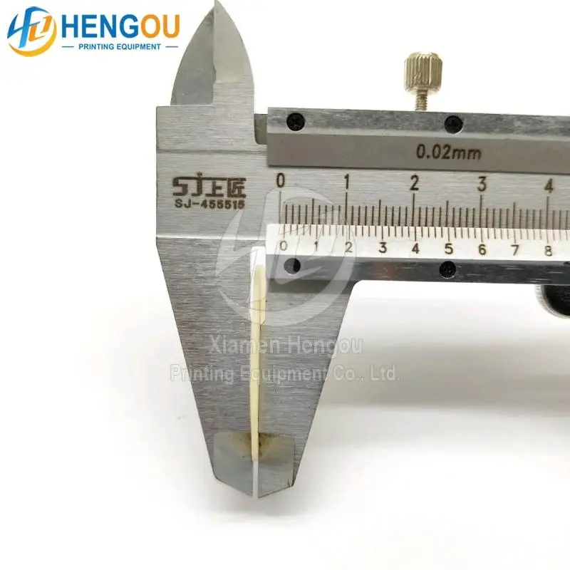 Pièces de machine d'impression offset à ventouse en caoutchouc jaune 32x13x0.8mm