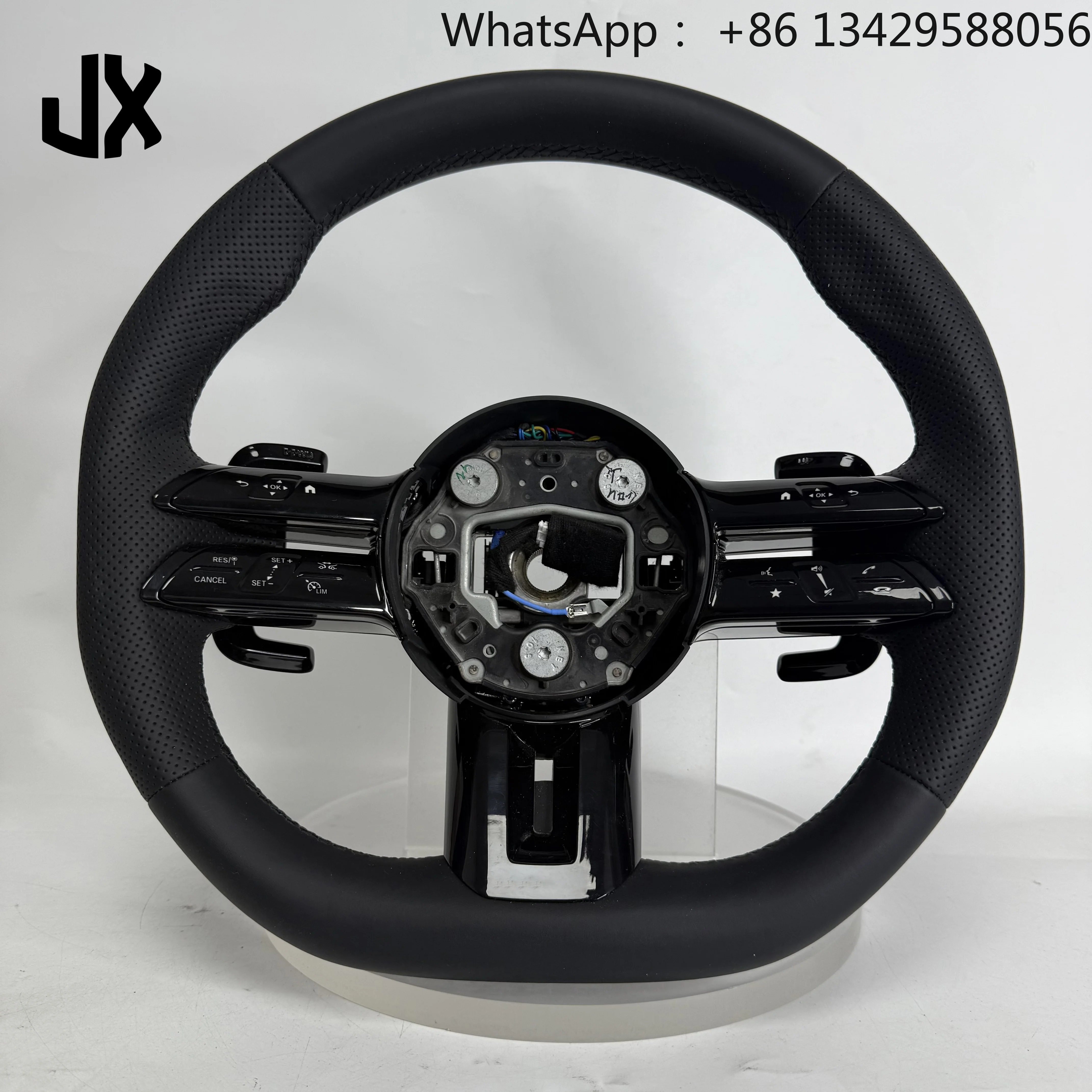 For Mercedes benz AMG W212 W205 W213 W177 W166 C43 C63 C CLASS E63 Cls Gle Perforated Leather Carbon Fiber Car Steering Wheel