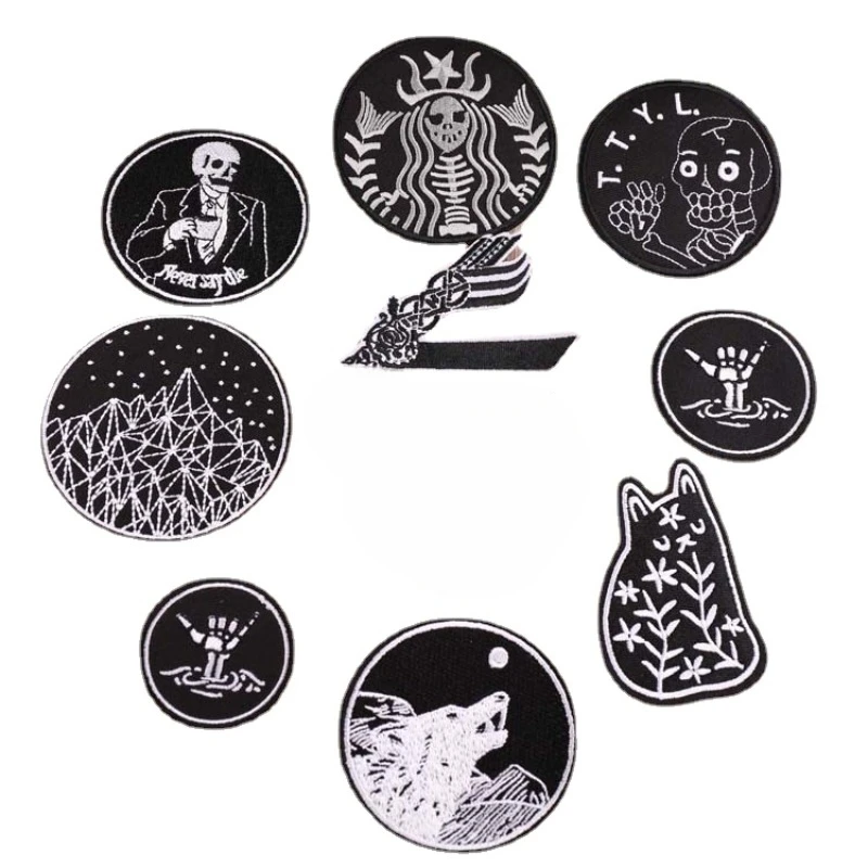 30pcs/Lot Luxury Anime Embroidery Patch Black Pirate Skull Cat Starry Sky Bag Clothing Decoration Accessory Craft Diy Applique