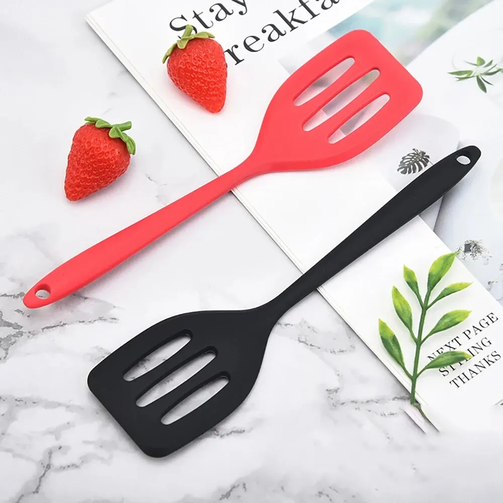 Small Silicone Dpatula Heat-resistant and Non Stick Pan Frying Spatula Flat Bottom Pan Spatula Kitchen Tool