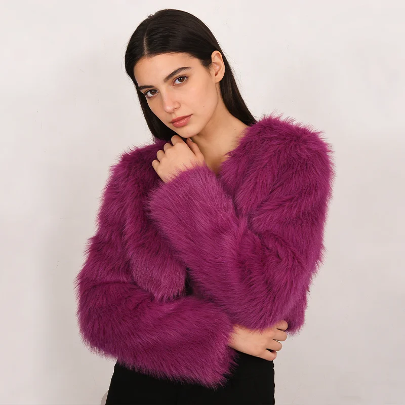 Damski płaszcz futrzany jesienno-zimowy, nowy, jednolity kolor, długi rękaw, krótki krój, modny, pluszowy, gruby, ocieplany futrem.