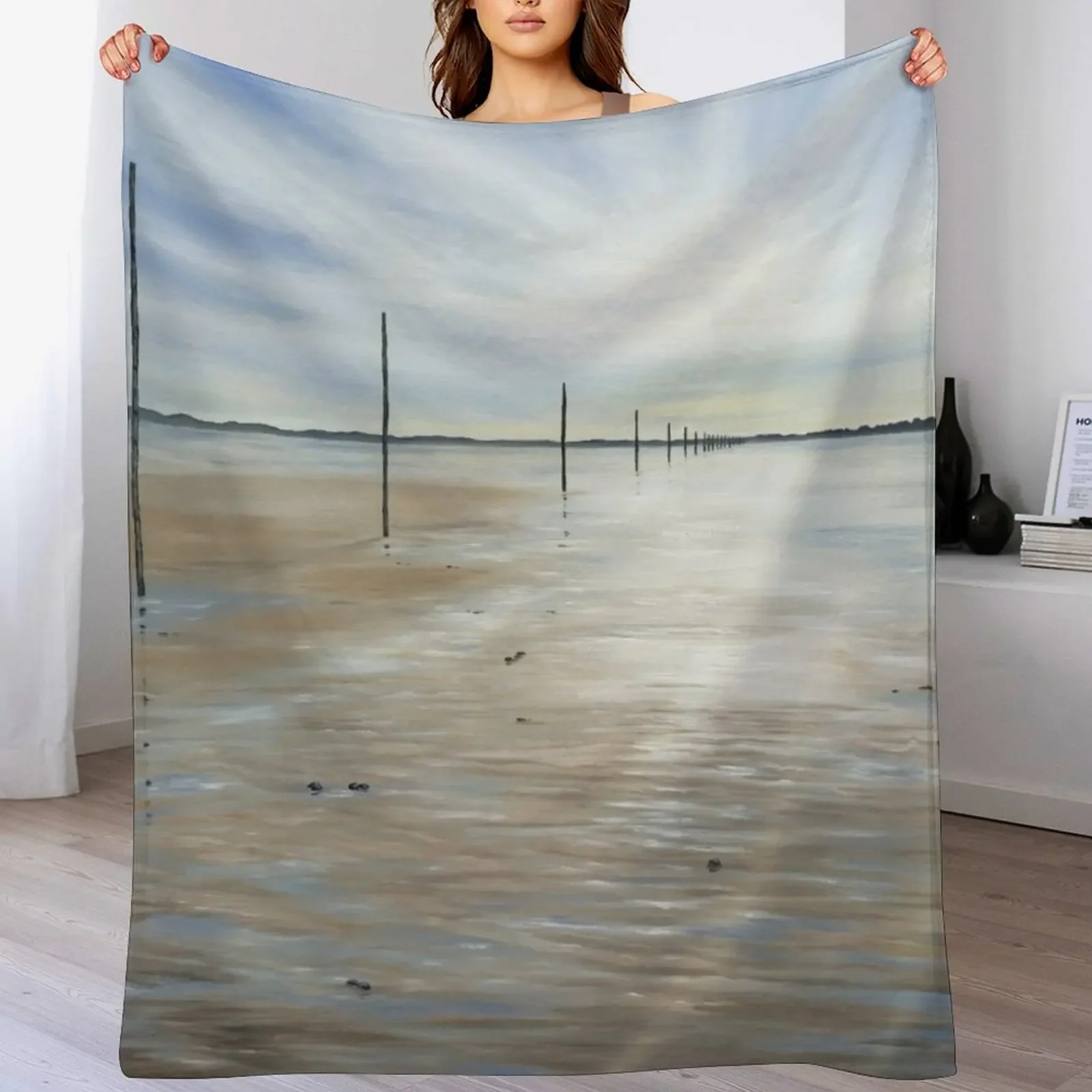

Outgoing Tide, Lindisfarne, Northumberland Throw Blanket Decorative Sofa For Sofa Thin Polar Soft Beds Blankets