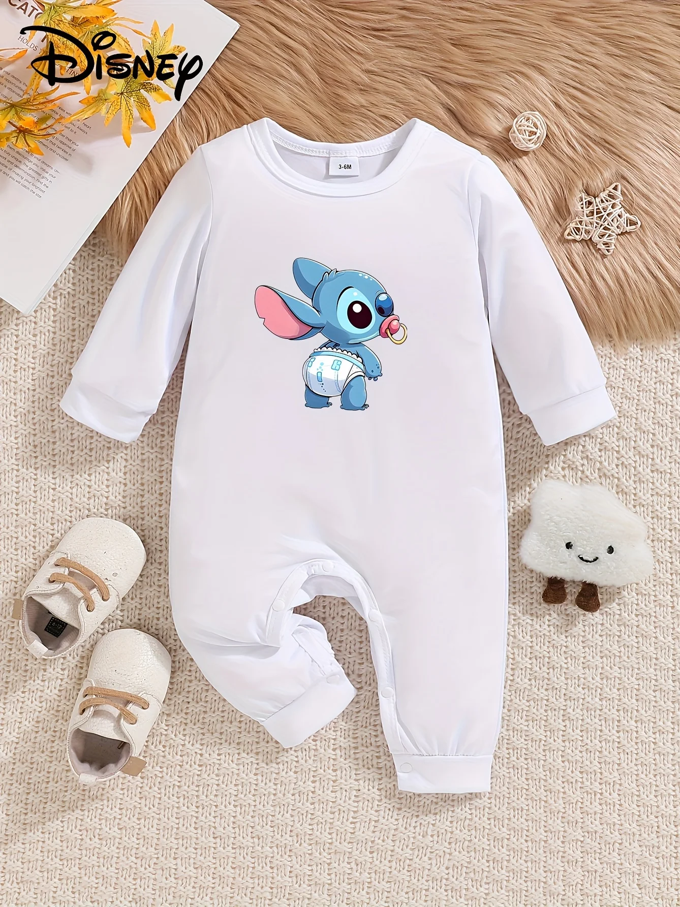 

【Authorized】Disney Stitch Baby Long-Sleeve Romper, Cute Pattern Print, Round Neck, Soft and Comfortable, Machine Washable, Suitable for All Seasons, Suitable for Outdoor Wear