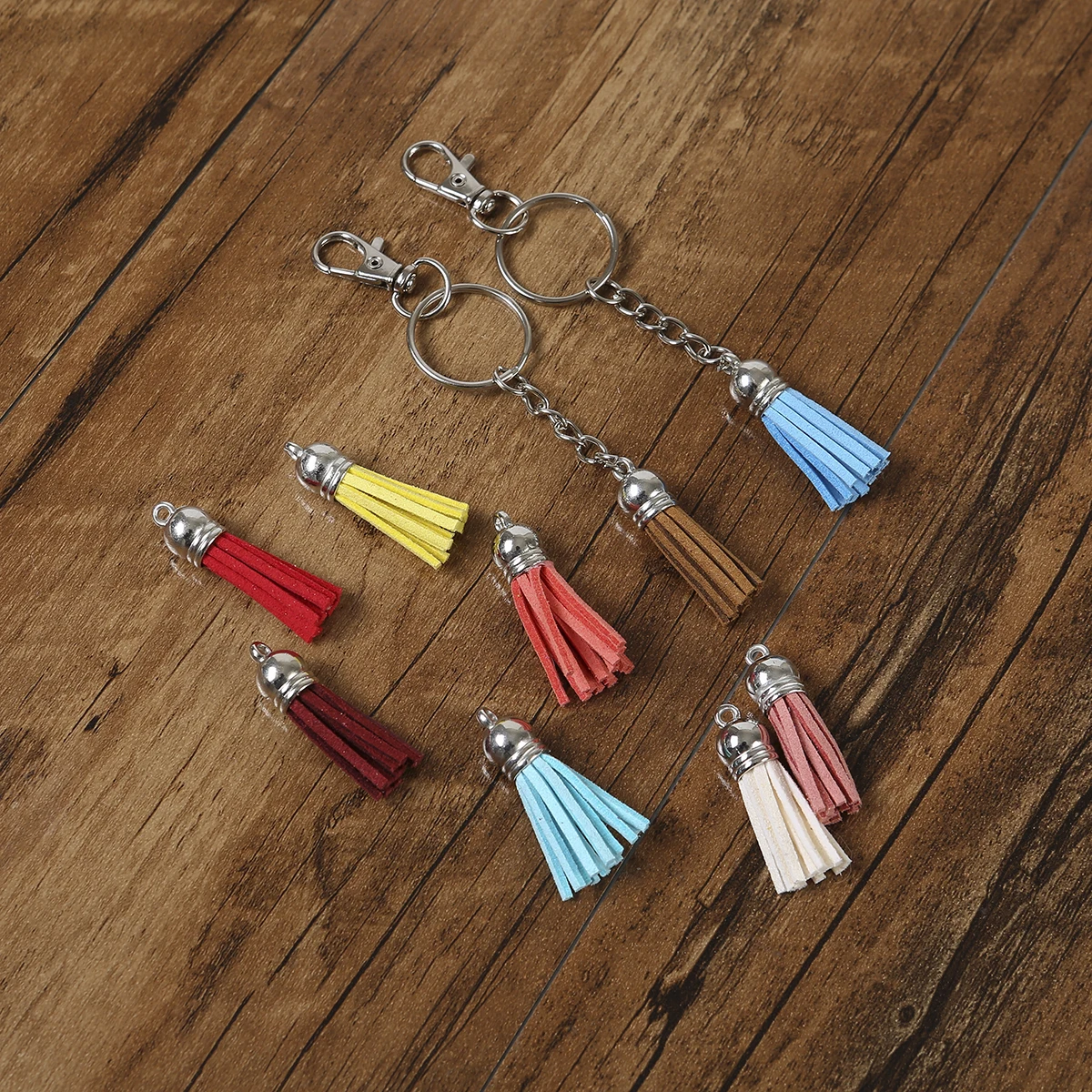 20 PCS  New Fashion Tassel Key Chain Women Cute Tassel KeyChain Bag Accessory Leather Tassel Pendant Jump Rings DIY Keychain