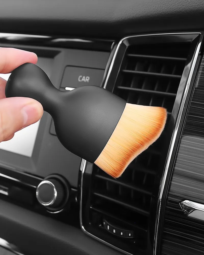 Car interior dust removal soft brush air conditioner out of the trend gap sweeping small cleaning artifact