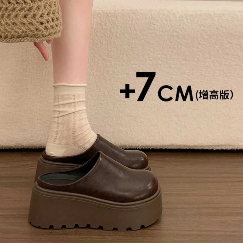 2026 neue Frühjahr Plattform Frauen Maultiere Hausschuhe Elegante Höhe Erhöhen Kleid Rutschen Damen Concise Abdeckung Zehe Slip Auf Schuhe