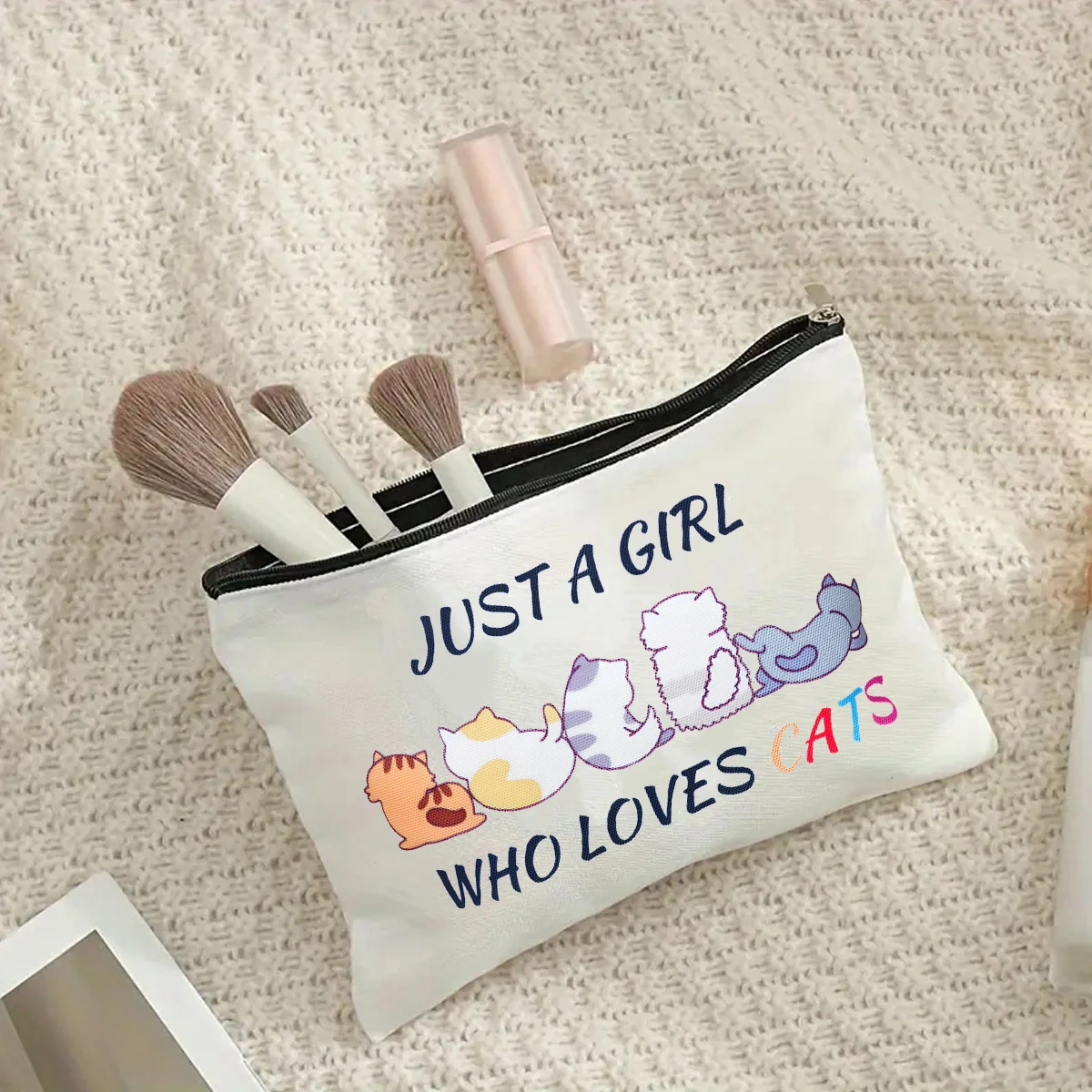 Cat Makeup Bag For Cats Lovers Just A Girl Who Loves Cat Gift Cosmetic Bags Funny Cats Pouch For Travel Birthday Christmas Gifts