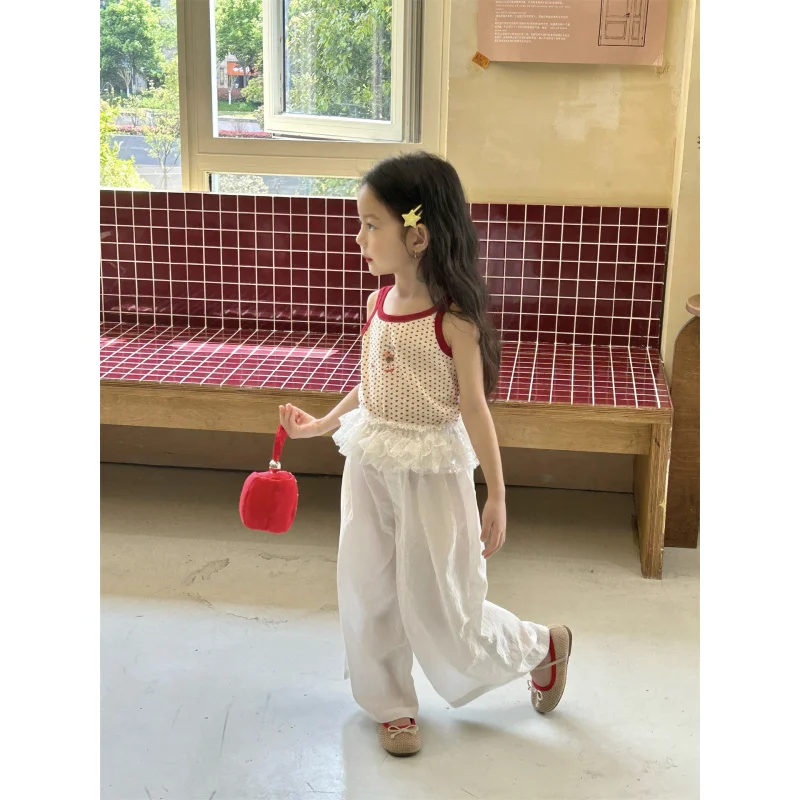 Ensemble deux pièces pour petites filles, gilet à bretelles en forme de cœur + pantalon décontracté, garniture en dentelle, tenue à la mode, nouvelle collection été 2025