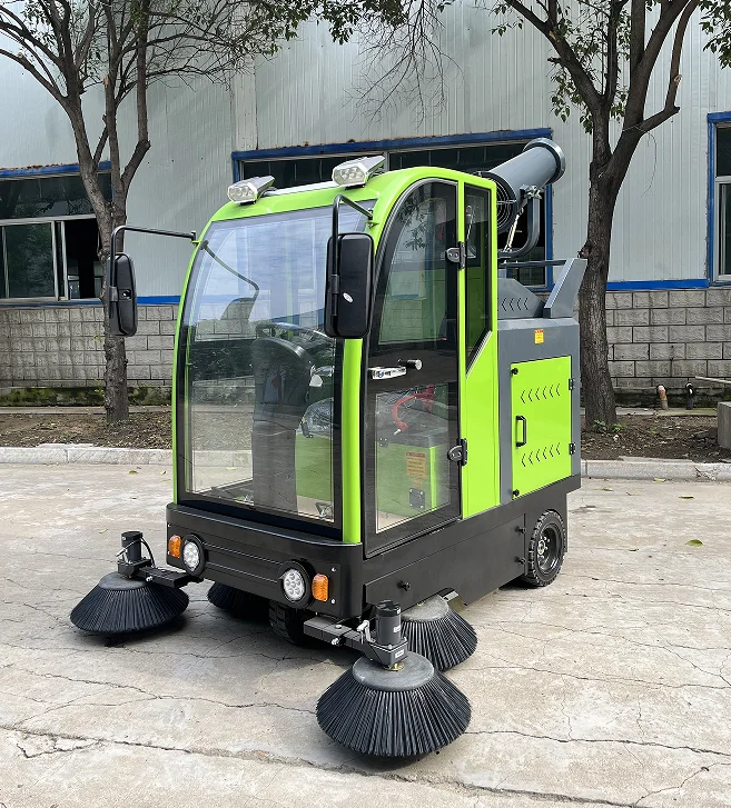 Fully Enclosed Ride-On Sweeper Industrial  Cleaning Equipment High-Efficiency Vacuum Water Spray Integrated Sweeping Machine