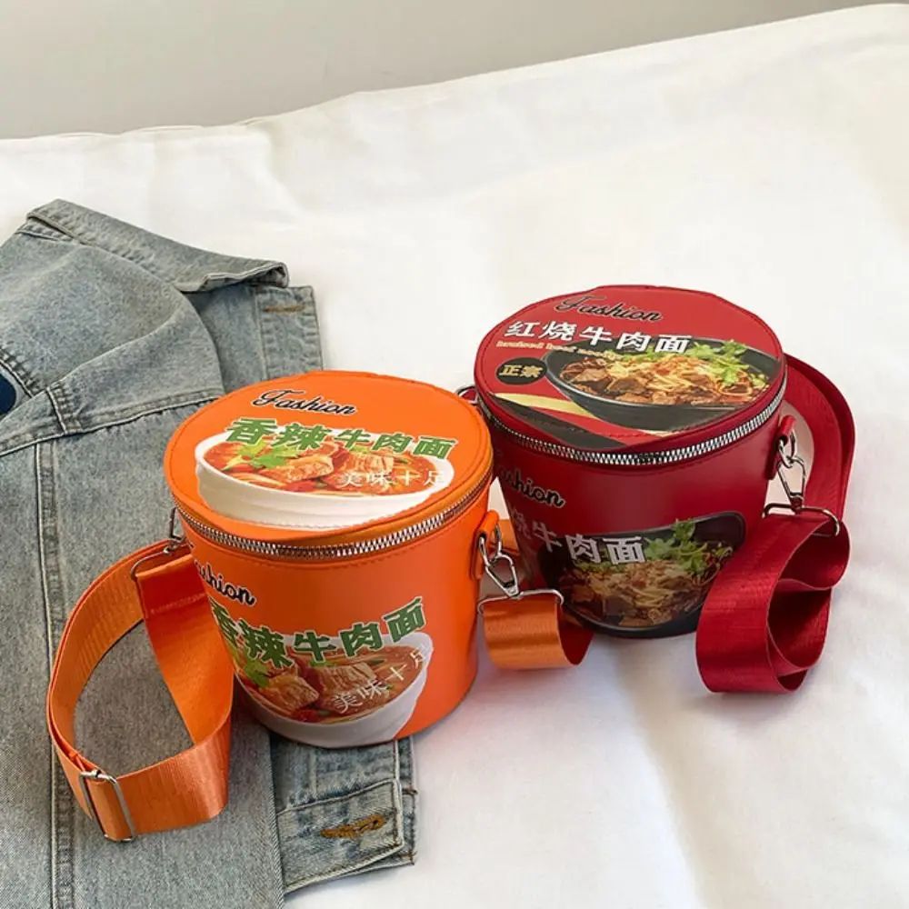 حقيبة كتف المعكرونة الفورية حقائب كروسبودي حقيبة كروسبودي بلون قابلة لإعادة الاستخدام حقيبة دلو سعة كبيرة سستة حقيبة كتف الرجال