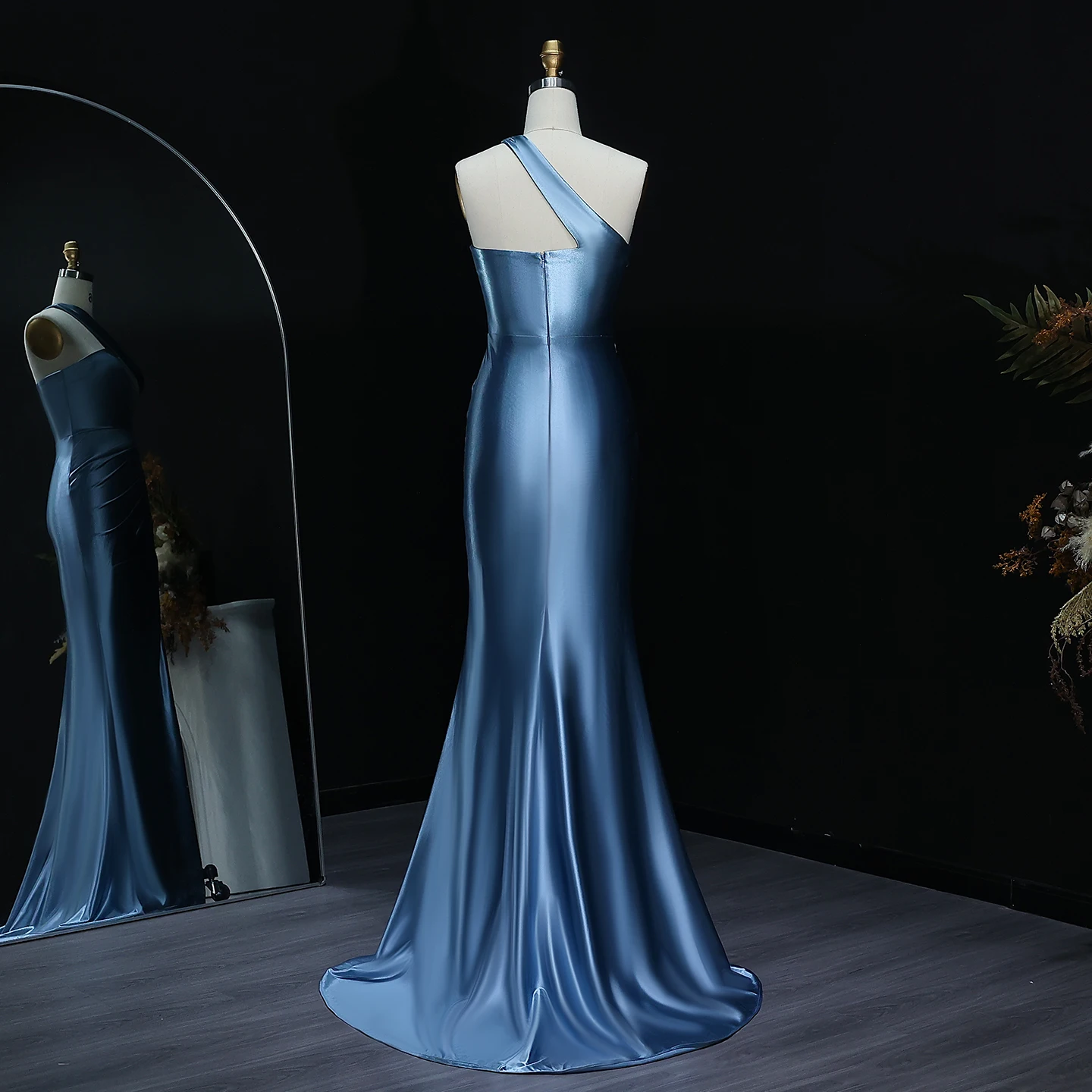 シャロンは言った-セクシーな青いサテンのボールガウン,非対称の裸の肩,人魚の形,スリット付き,イブニングドレス,カスタマイズ,sh201,2025