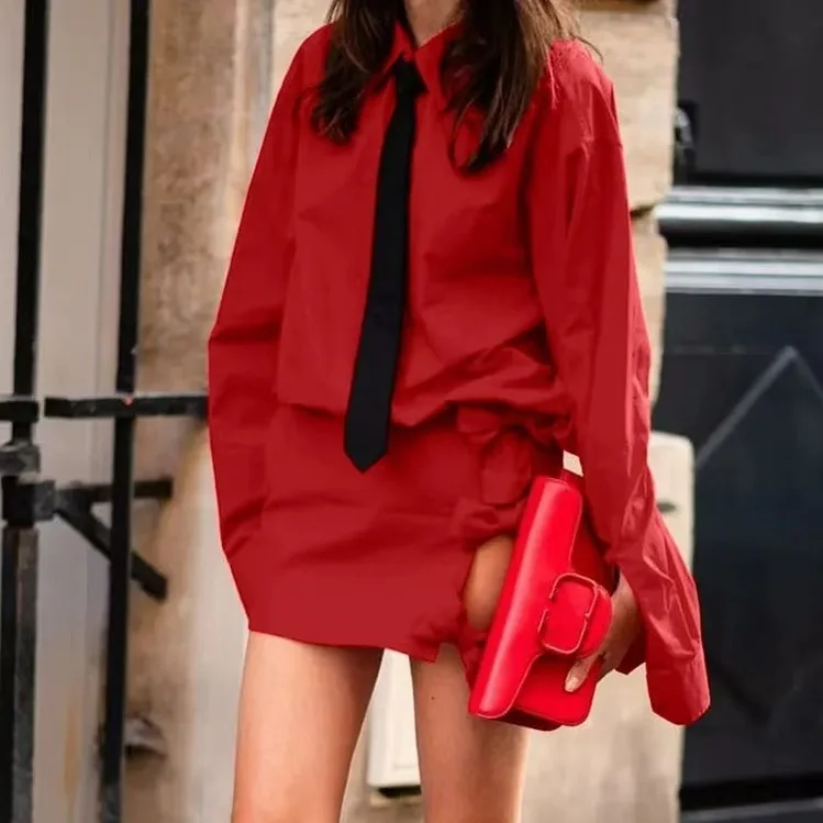 타이 블라우스와 스커트 세트 롱 슬리브 칼라 코튼 블렌드 봄 패션 투피스 의상 벨트 스커트와 버튼 디테일 포함