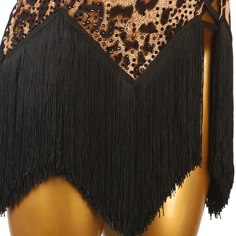 Prestatiekleding Podiumoutfits Latin Kwastje Jurk Luipaard Moderne Dansjurken Ballroom Oefenkleding Competitiekostuum