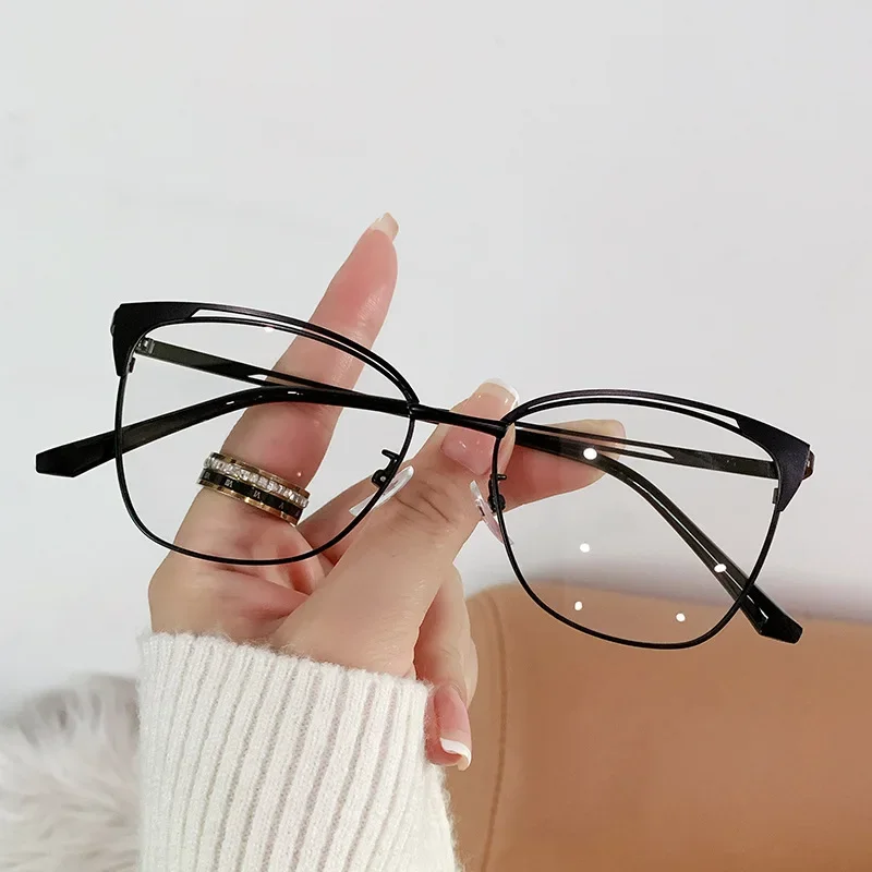 Lunettes anti-lumière bleue pour hommes et femmes, monture œil de chat rétro, lecture d'ordinateur, lentille transparente, lunettes simples pour femmes, nouvelle mode