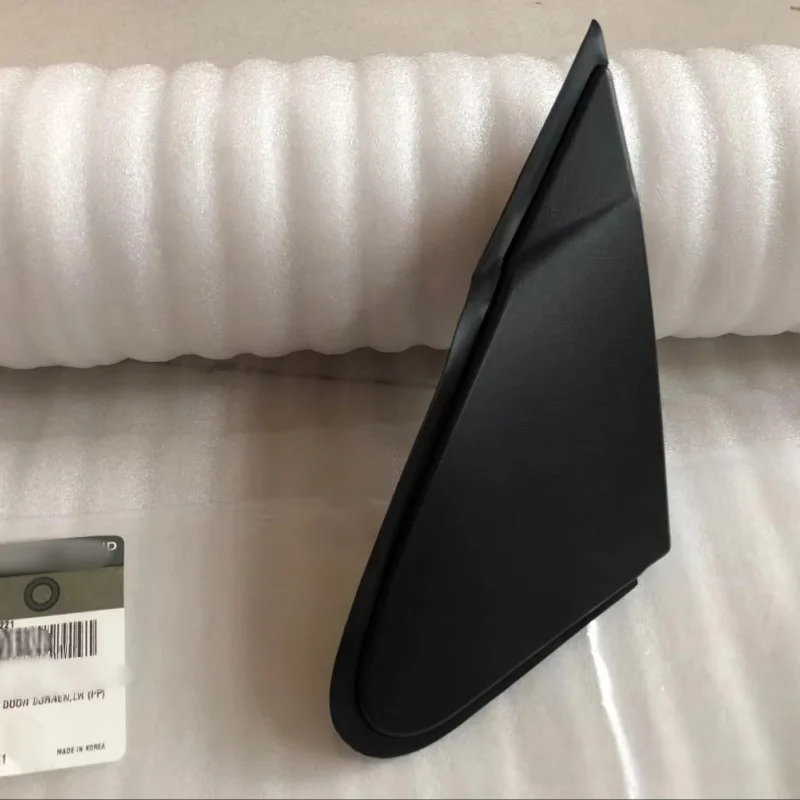 963199580R Fit for Renault imported Koleos rearview mirror trim plate; triangular exterior trim plate
