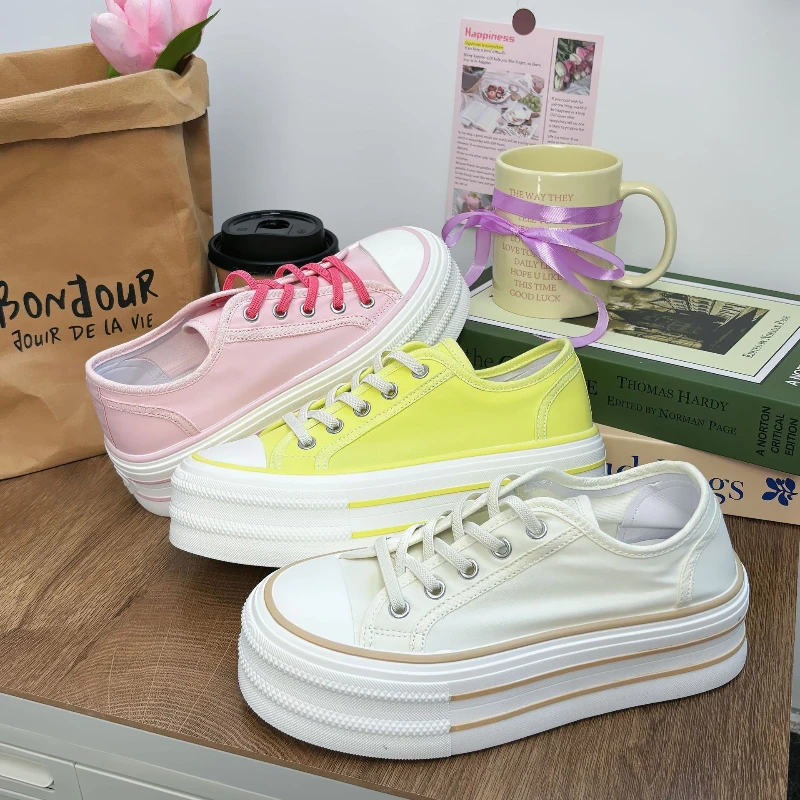 Platform Sneakers Women Men Low Top Canvas Shoes for Women Classic Lace Up Canvas Platform Shoes Casual Tennis Walking Sneakers
