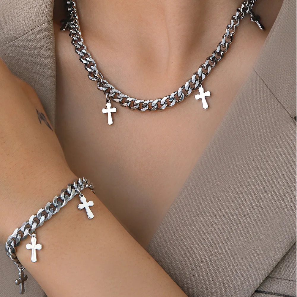 تصميم جديد للزوجين سلسلة كوبية متقاطعة Ins الهيب هوب سلسلة الترقوة متعددة الاستخدامات للرجال والنساء