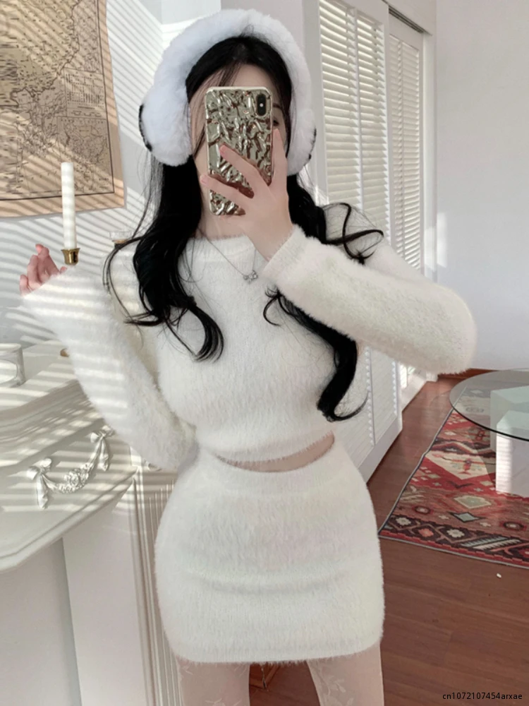 Women Sexy 2 Piece Set O Neck Sweater Short Hairy Waist Slim Knitted Pullover Top High Waist Wrap Hip Skirt Girl Casual Suit