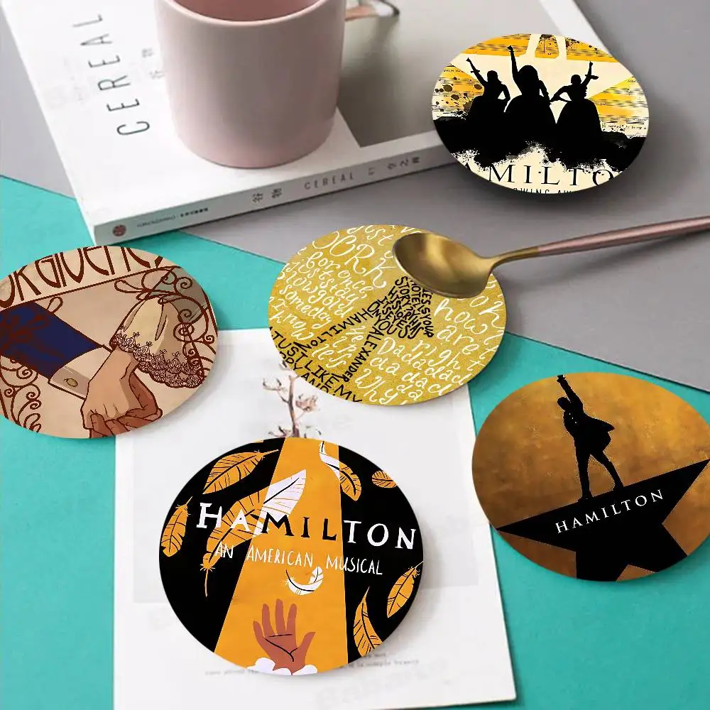 Classic Musical Theater H-Hamilton Wooden Coaster Heat-Resistant Drink Mats with Non-Slip Base, Perfect Gift Idea