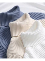 Suéter de cuello alto suave para mujer