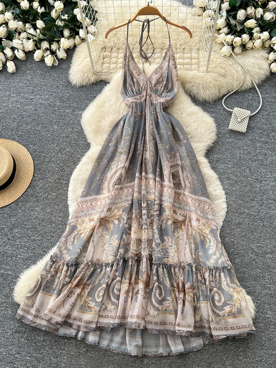 French Style Floral Print Maxi Dress Women's Autumn Fashion Hanging Neck Waist Cinched Cake Skirt Elegant Long Dress