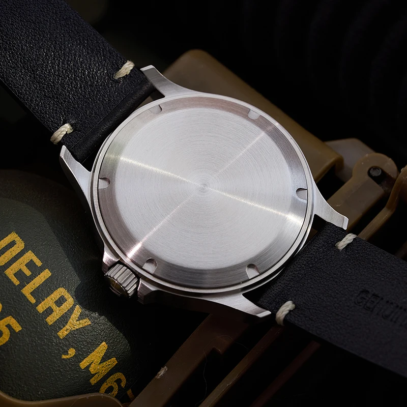 Milifortic M097 39mm المجال الساعات الرياضية الأوتوماتيكية NH36 المسمار في تاج تاريخ اليوم وظيفة الساعات الرجالية العسكرية #4