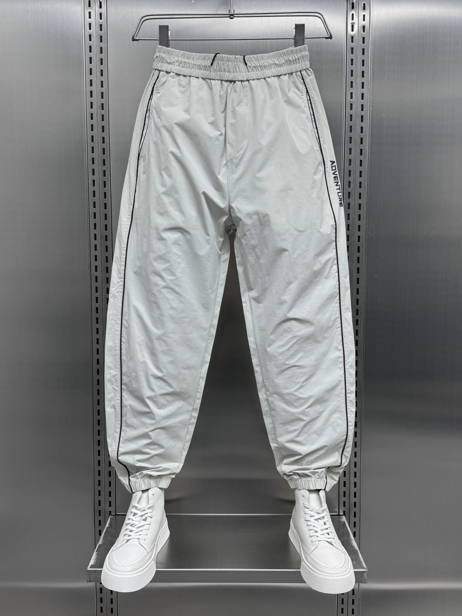 

Trendy Men's Summer Thin Qui Dry Casual Pants Elastic Waist Cuffed Breathable Air Conditioning Slim Fit Pants Loose Fit