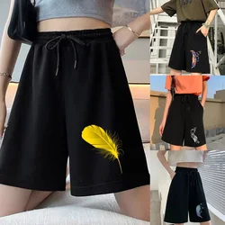 Short court et ample noir pour femme, vêtement Harajuku, imprimé de plumes, pantalon de sport, mode sport décontracté, dames