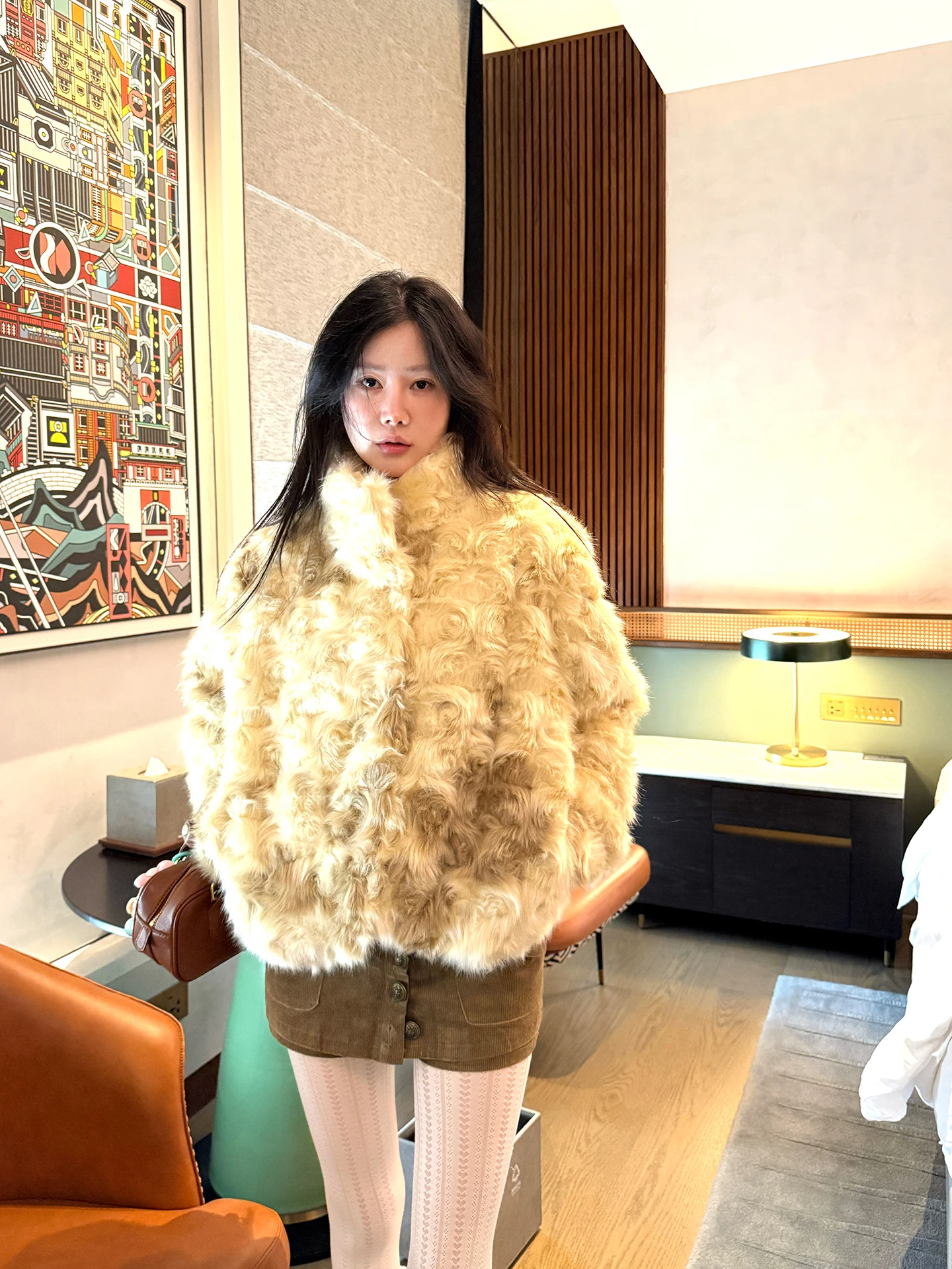 

Экологичная женская зимняя куртка из кожи и меха, теплая, повседневная, сексуальная, в стиле casual.