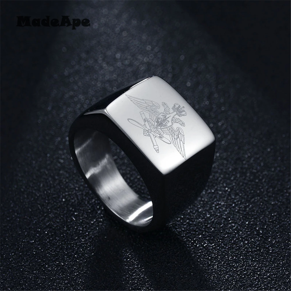 MadApe Classic 316L Stainless Steel Eagle Ring Band Women Men\'s Biker Ring Of Russian Air Force Signet Rings