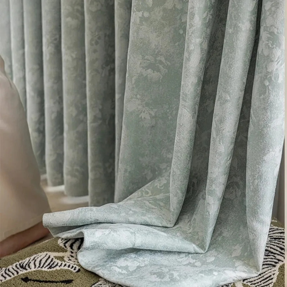 

Flowers Chenille Blackout Curtains Jacquard Curtains for Living Room Bedroom High-end Cream Color Retro Medieval Style Custom