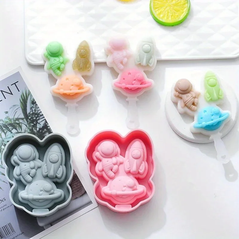 

12Pcs/set Astronaut Rocket Planet Ice Cream Silicone Mould Popsicle Ice Tray Cake Chocolate Cheese Stick Mold Kitchen Tools