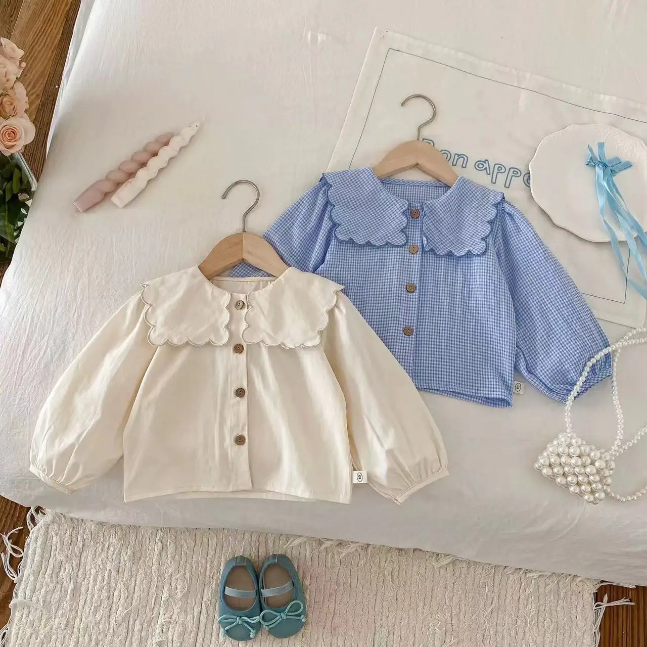 الفتيات ربيع الخريف قمصان جديدة 2025 جديد الكورية المألوف عادية اليومية بلون بدوره إلى أسفل طوق معطف القطن منقوشة