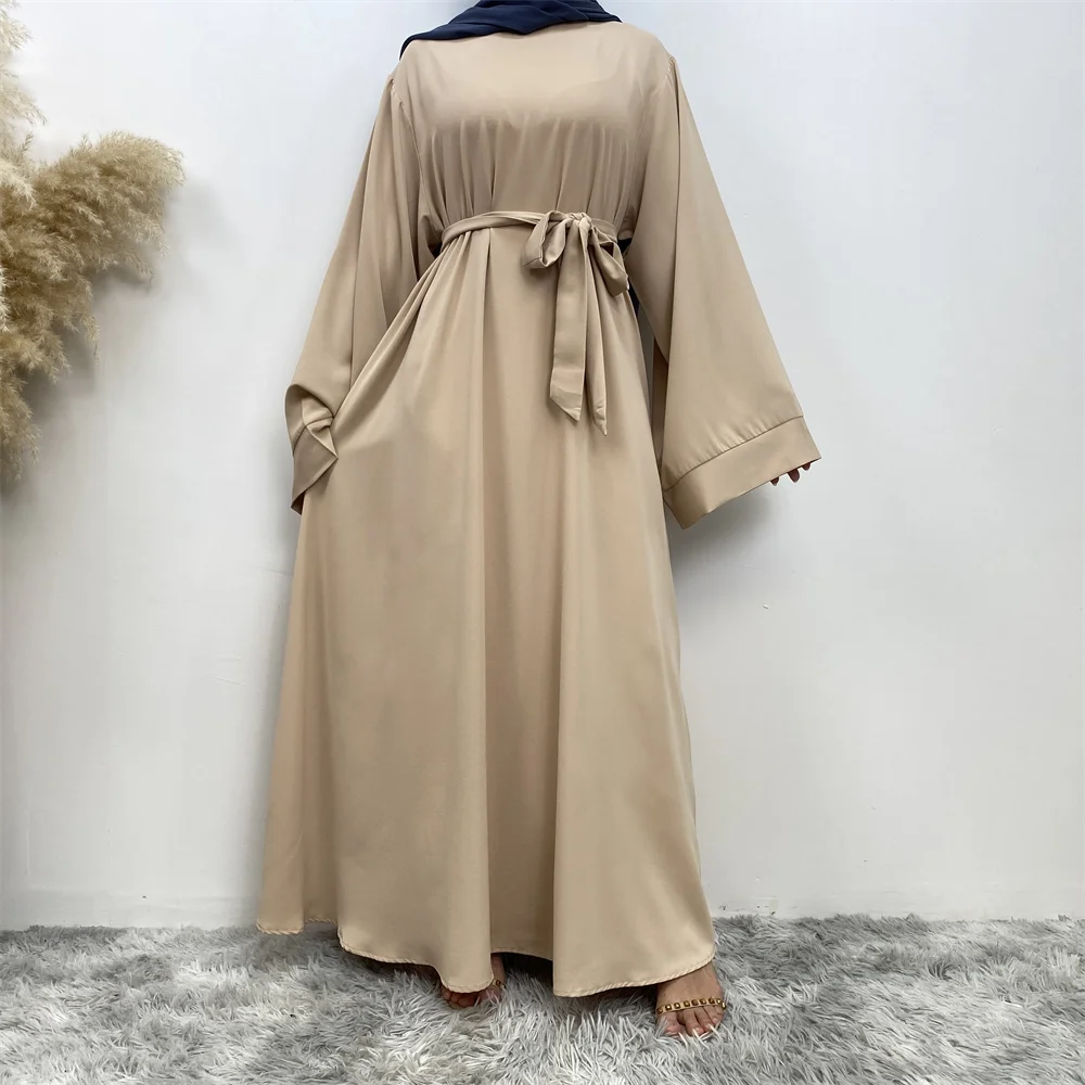 عباءة لُجَين (Lujain Abaya) S483365cbbdae45fabf6e84c65cd91cd7p