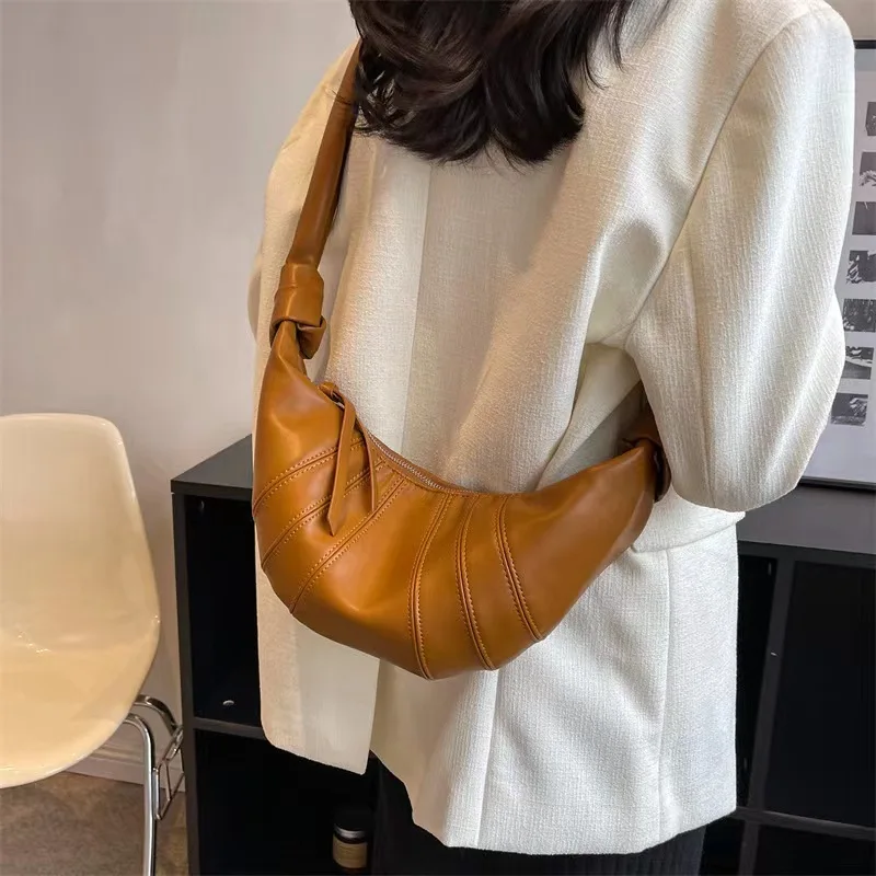 2024 New Luxury Niche Designer Croissant Bag Fashionable And Versatile Shoulder Bag High-end Retro Croissant Bag Shoulder Bag