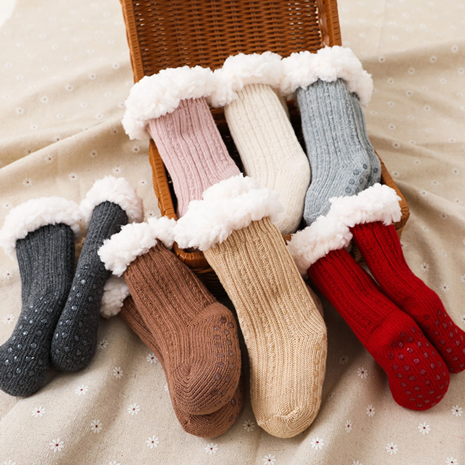 Listenwind Infant Baby Lamb Floor Socks Solid Color/Contrast Color Baby Winter Warm Thick Knit Crew Socks For 0-2 Years