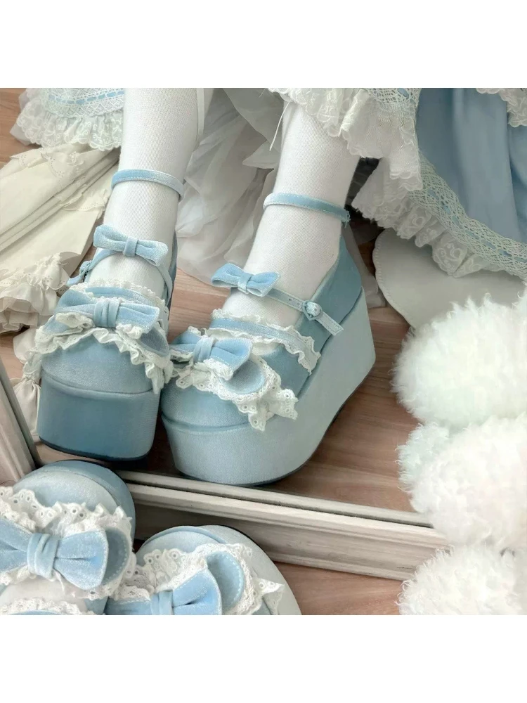 

Оригинальные замшевые туфли в стиле Лолиты на толстой подошве, кружевные туфли из сладкой губки, туфли для девочек, женская обувь для чаепития в японском стиле Лоли