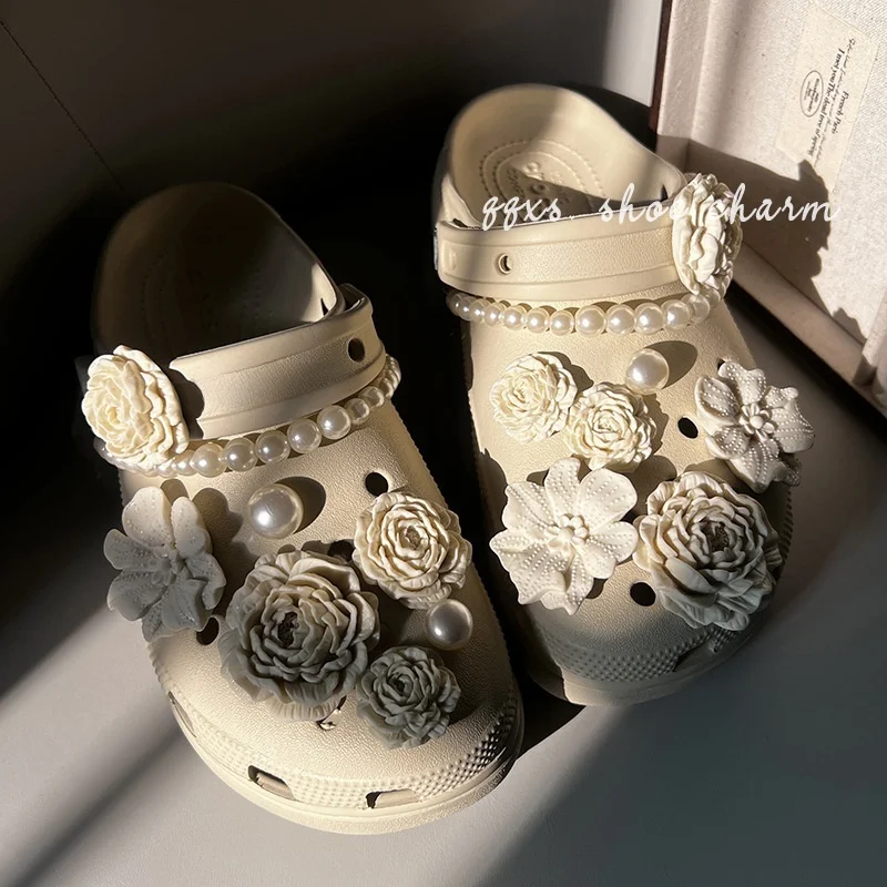New Summer Jibbitz Elegant Flower Series Shoes Charms For Clogs DIY Fashion Sandals Accessories Removable Charms Xmas Gifts