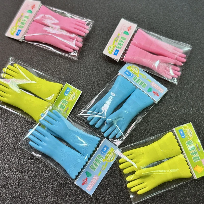 Doll House Furniture Accessories, 1Pair Long Cleaning Miniature Rubber Gloves 1:12 Kitchen Decor