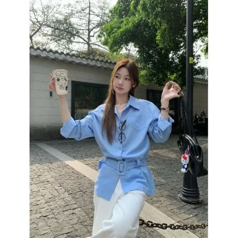 

Белая рубашка-поло с длинными рукавами во французском стиле, женский осенний синий кардиган средней длины, топ