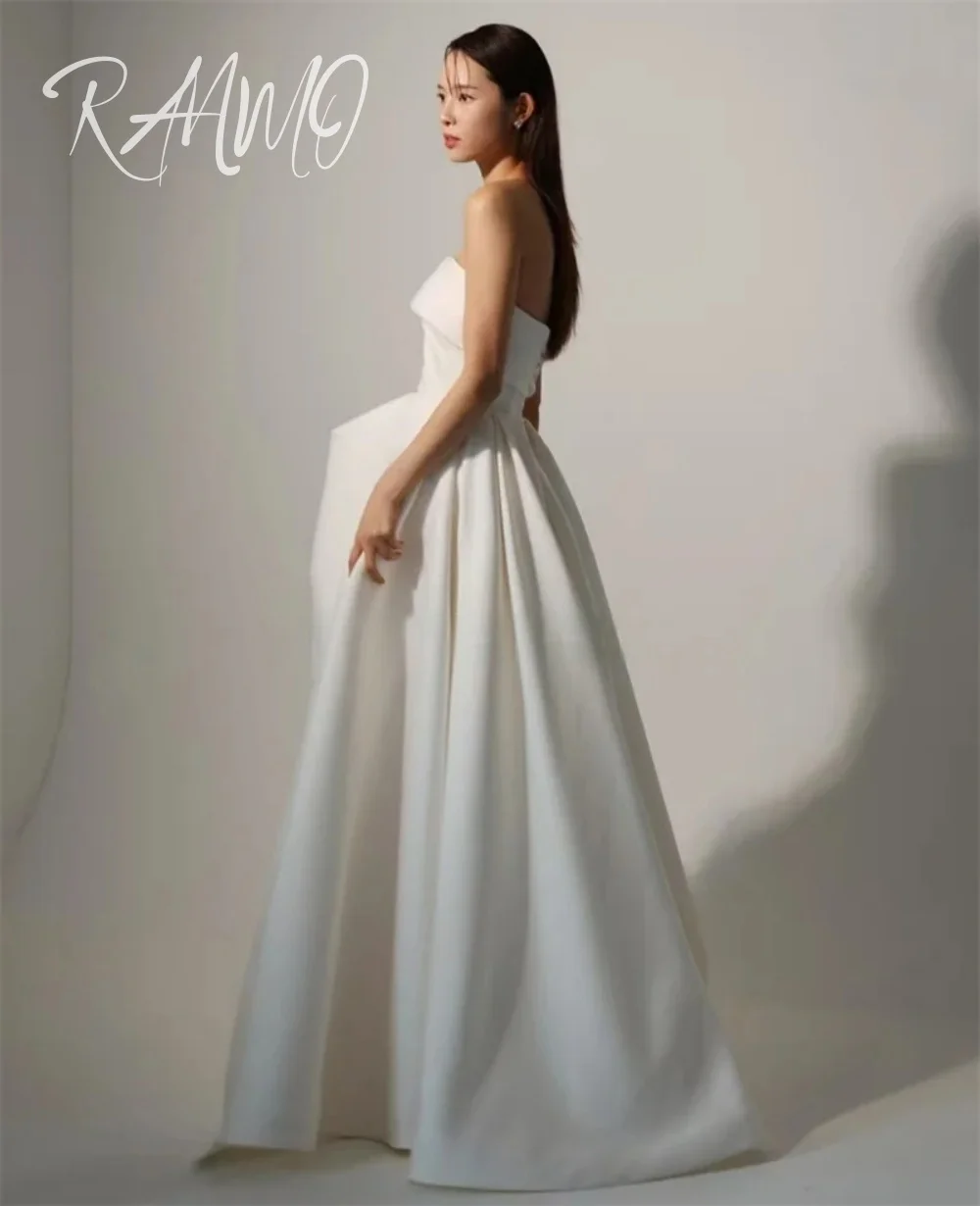 Ranmo 2025 พรีเมี่ยมที่กําหนดเองคลาสสิกซาตินชุดแต่งงานที่ไม่มีสายหนังชุดบอล Ruched สายชุดเจ้าสาวโรแมนติกถ่ายภาพ 