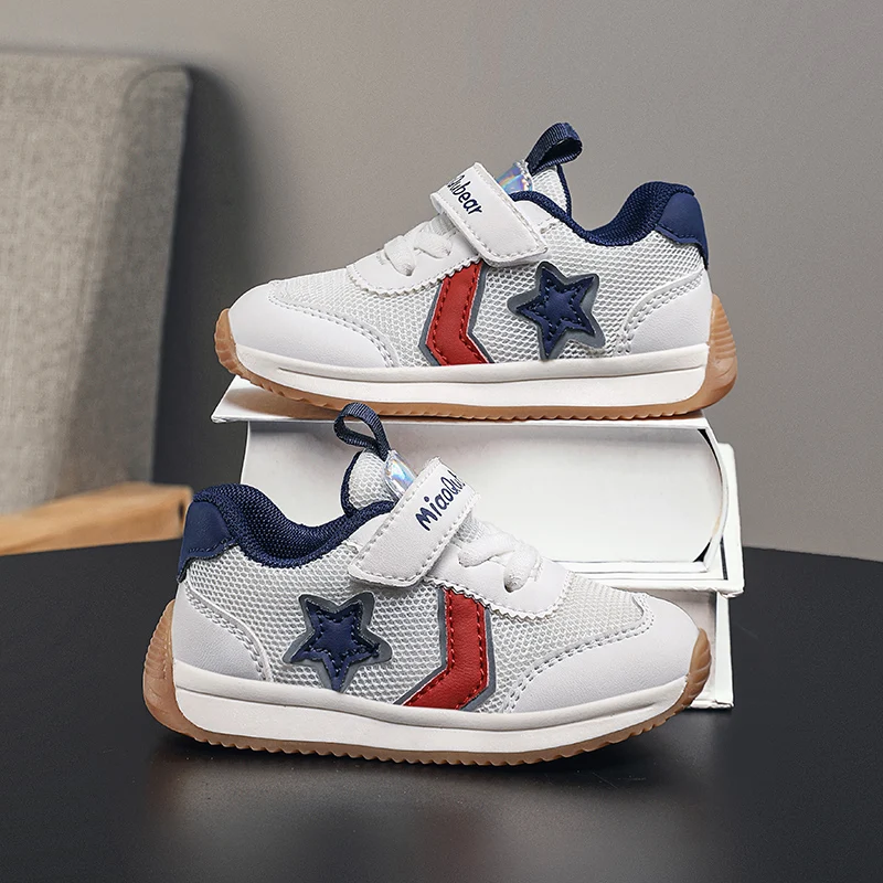 New Autumn Minimalist Low Cut Childrens Sports Shoes Lightweight Durable Running Shoes Comfortable and Supportive Casual Shoes