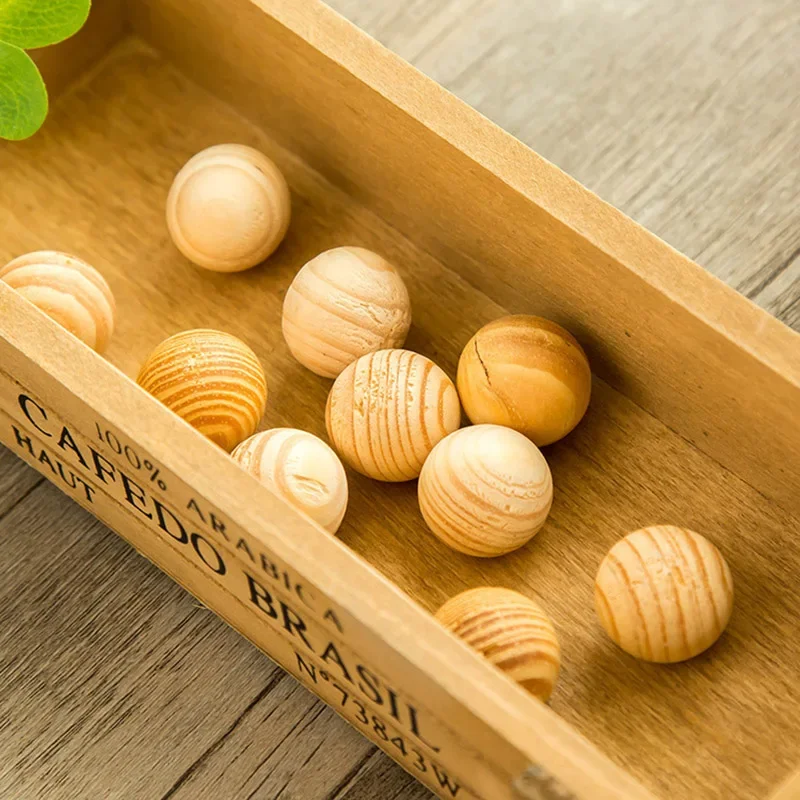 Natural Wooden Camphor Ball Fragrant Fumigation Insect Repellent Moth Proof Eco-friendly Moth Ball Household Insect Proof Supply